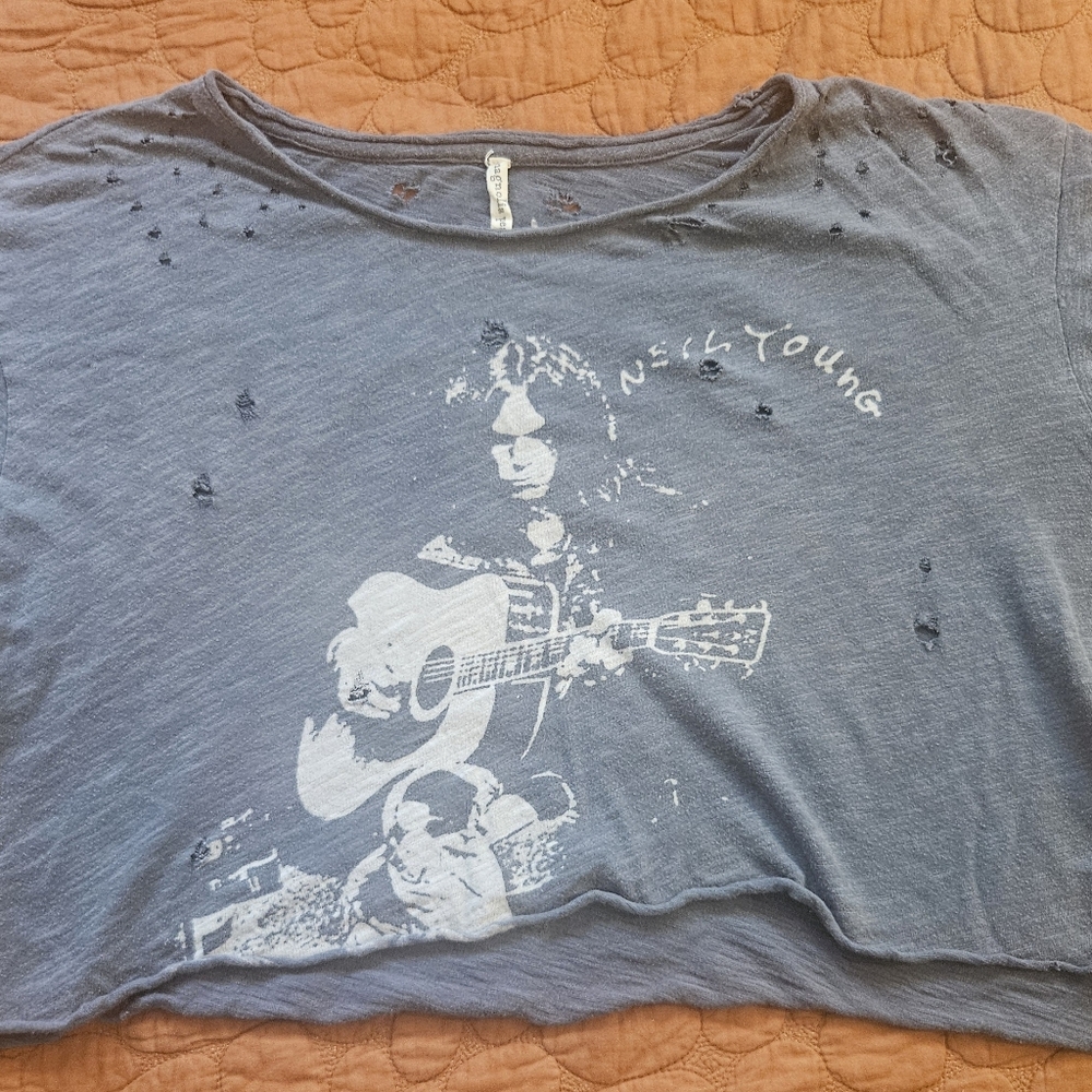 NEIL YOUNG Magnolia PEARL crop Tee